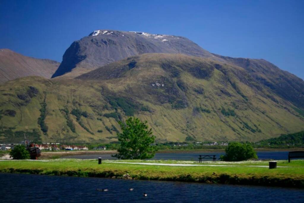 Conaglen, Glenloch View, Fort William 2-Bedroom Loch Side Flat Bagian luar foto